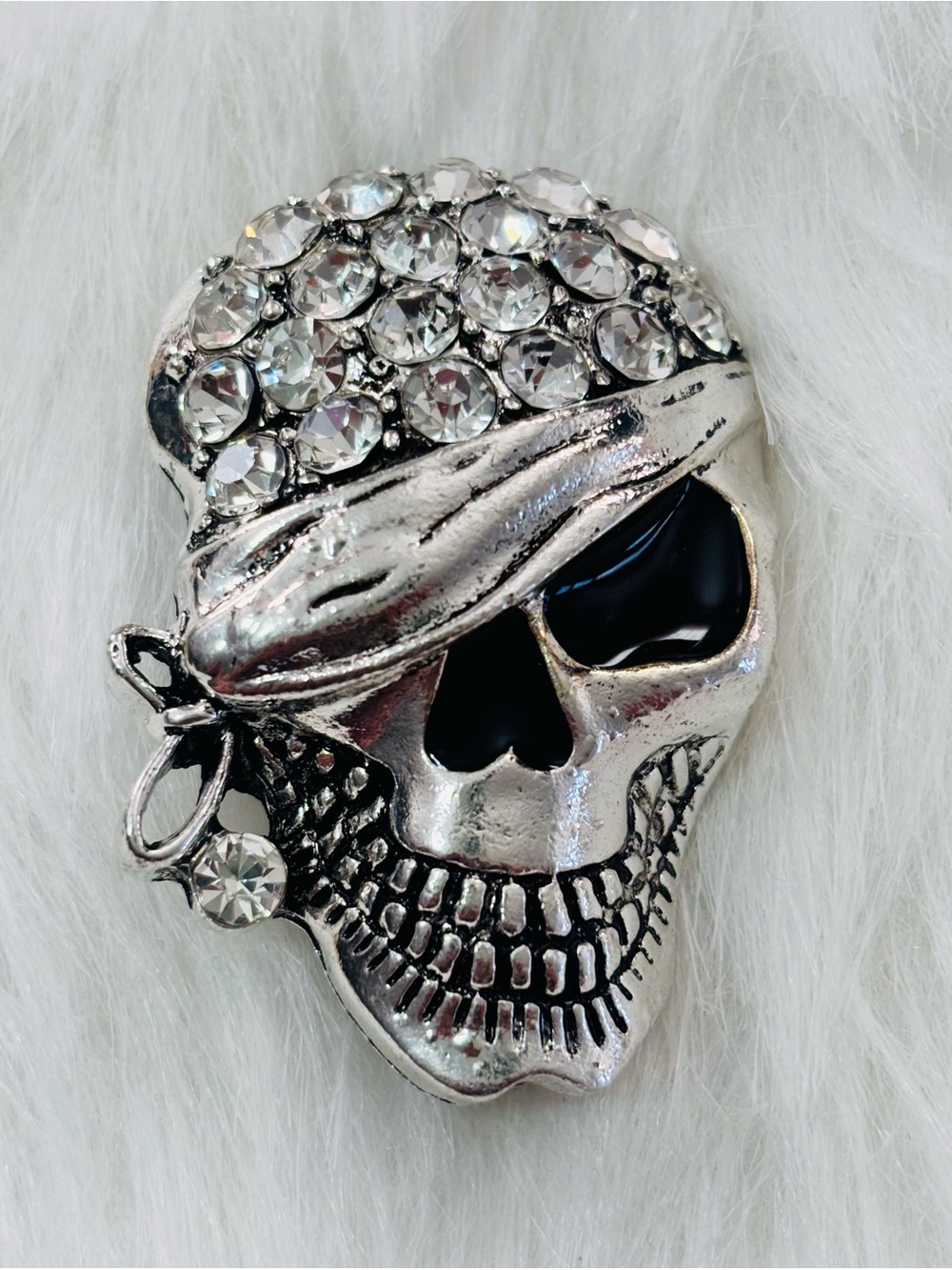 Rhinestone Pirate Skull Brooch Silver Tone Halloween Statement Pin